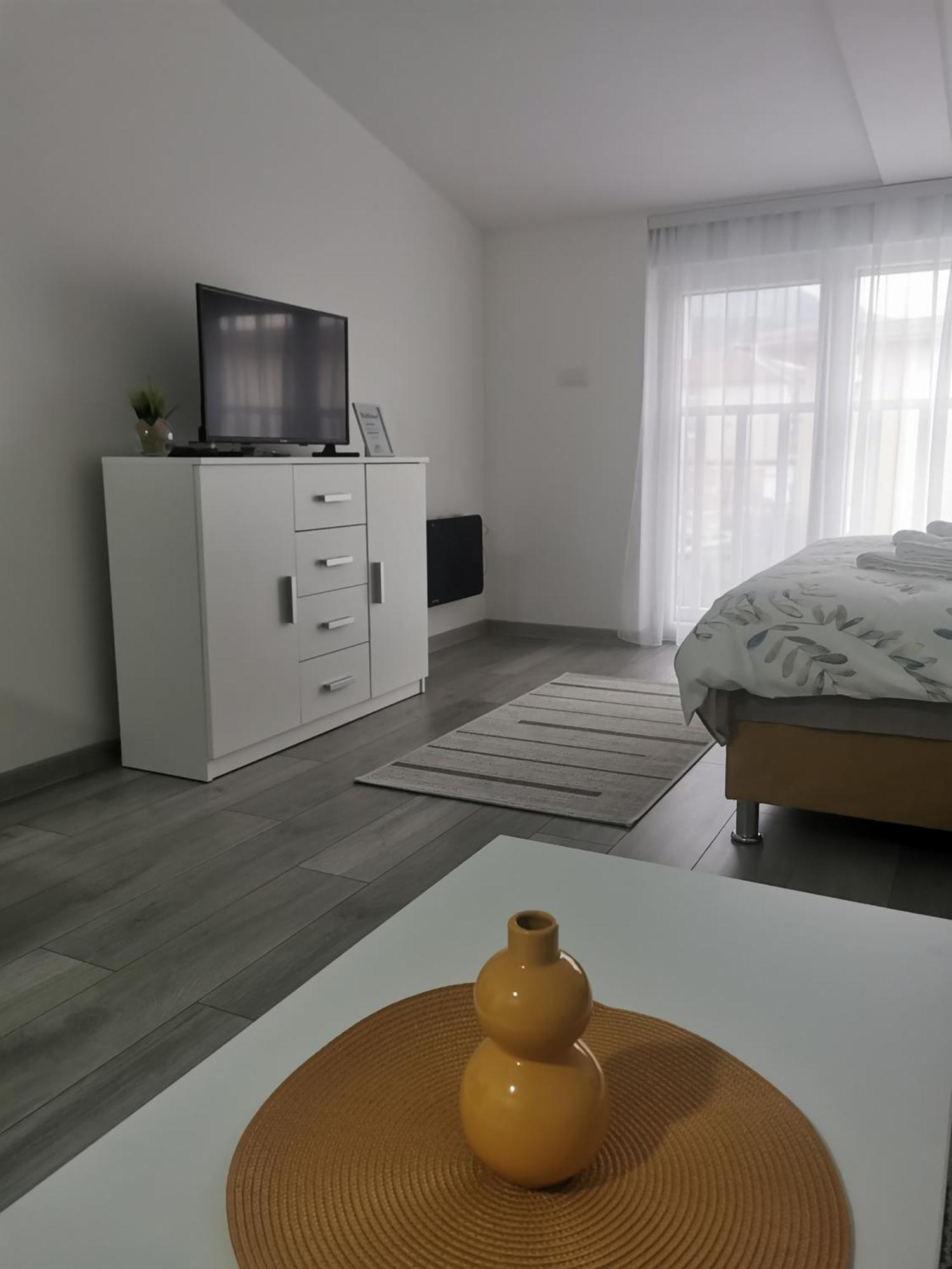 Studio Apartmani Banja Koviljača Exterior foto